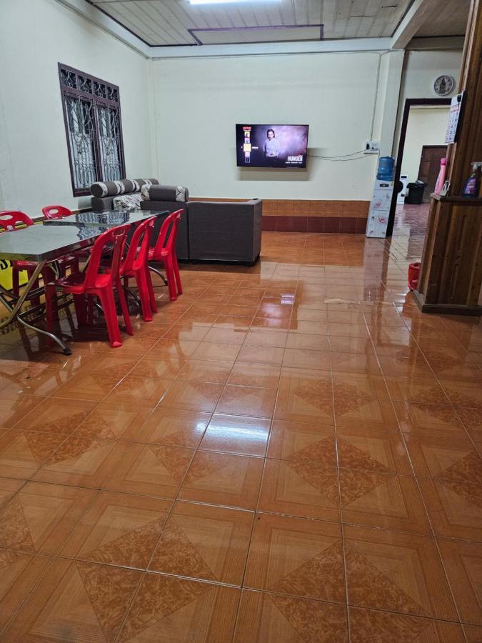 Kai Lions International Hostel Paksong Екстер'єр фото