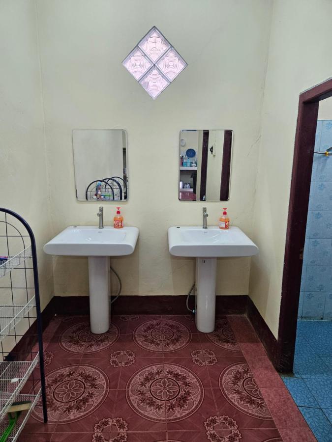 Kai Lions International Hostel Paksong Екстер'єр фото